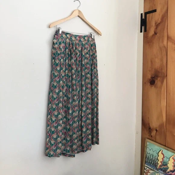Gorgeous Rayon Maxi/Midi Skirt - Picture 2 of 4